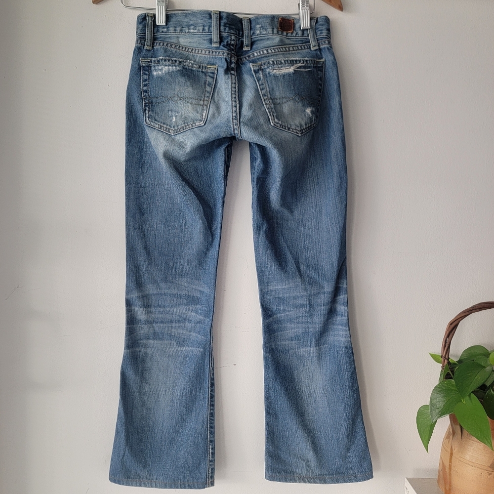 Lucky Brand By Gene Montesano Short Inseam Distressed Jeans Size 0/25 - Picture 2 of 15